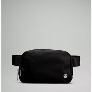 Brand New in packaging Lululemon everywhere Belt Bag 1L black